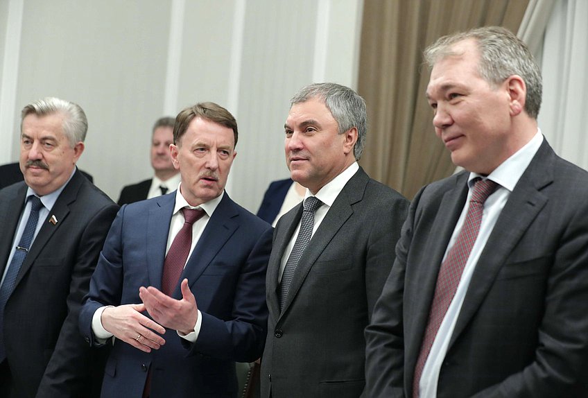Deputy Chairman of the State Duma Aleksei Gordeev, Chairman of the State Duma Viacheslav Volodin and Chairman of the Committee on Issues of the Commonwealth of Independent States and Contacts with Fellow Countryman Leonid Kalashnikov