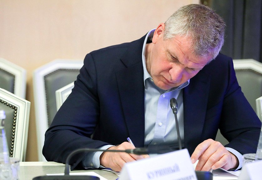 Заместитель Председателя Комитета по охране здоровья Алексей Куринный