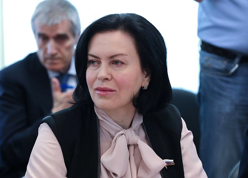 Член Комитета по промышленности и торговле Мария Василькова