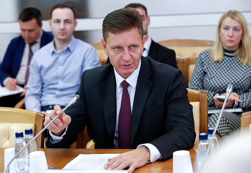 Депутаты владимира фото Заседание Комитета по малому и среднему предпринимательству