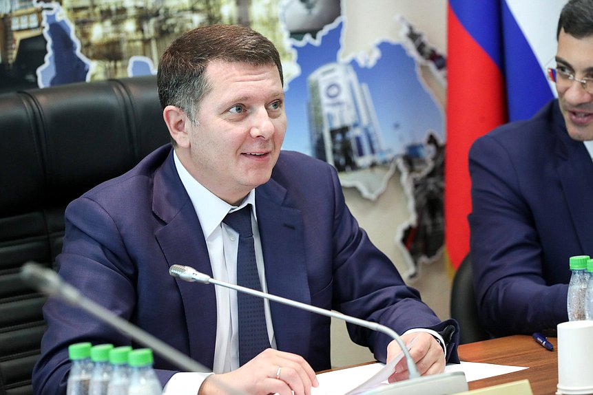 Председатель Комитета по экономической политике, промышленности, инновационному развитию и предпринимательству Сергей Жигарев