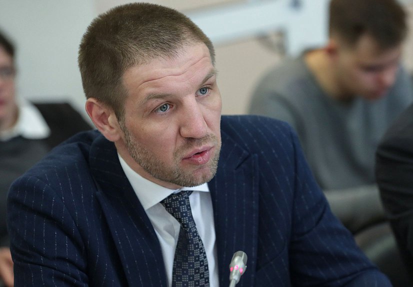 Первый заместитель Председателя Комитета по физической культуре и спорту Дмитрий Пирог