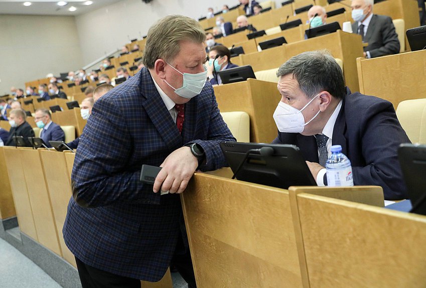 Председатель Комитета по аграрным вопросам Владимир Кашин и Председатель Комитета по бюджету и налогам Андрей Макаров