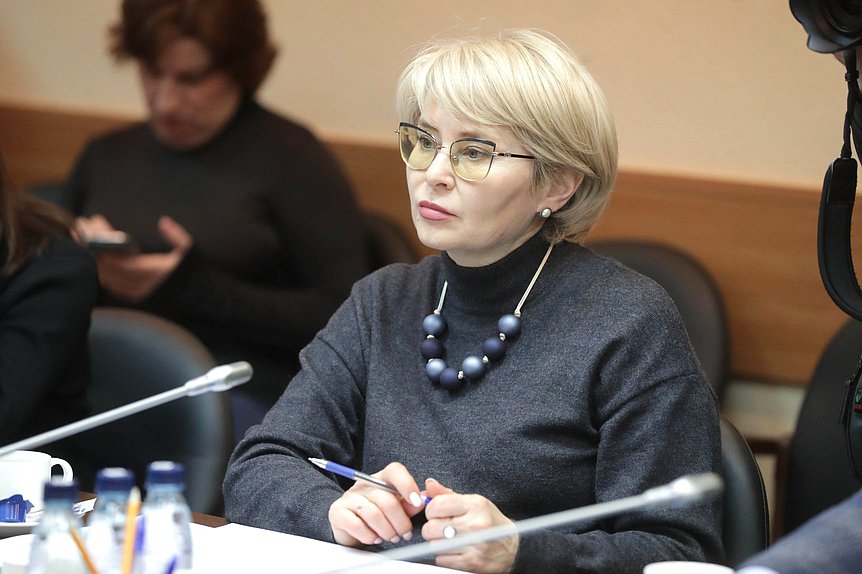Член Комитета по просвещению Эльвира Аиткулова