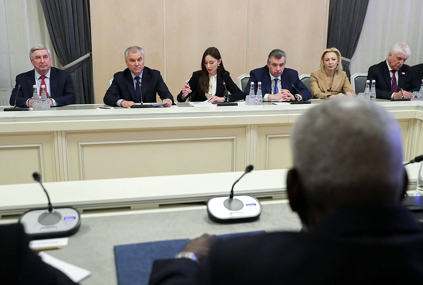 Reunión del Jefe de la Duma Estatal, Vyacheslav Volodin, con el Presidente de la Asamblea Nacional del Poder Popular y del Consejo de Estado de la República de Cuba, Esteban Lazo Hernández