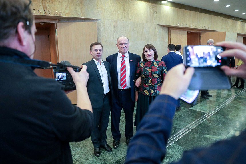 Руководитель фракции КПРФ Геннадий Зюганов