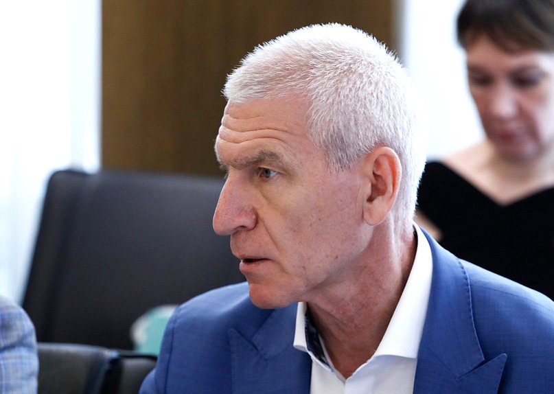 Председатель Комитета по физической культуре и спорту Олег Матыцин