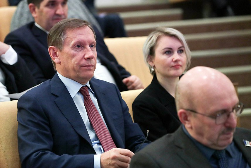 Член Комитета по аграрным вопросам Игорь Руденский