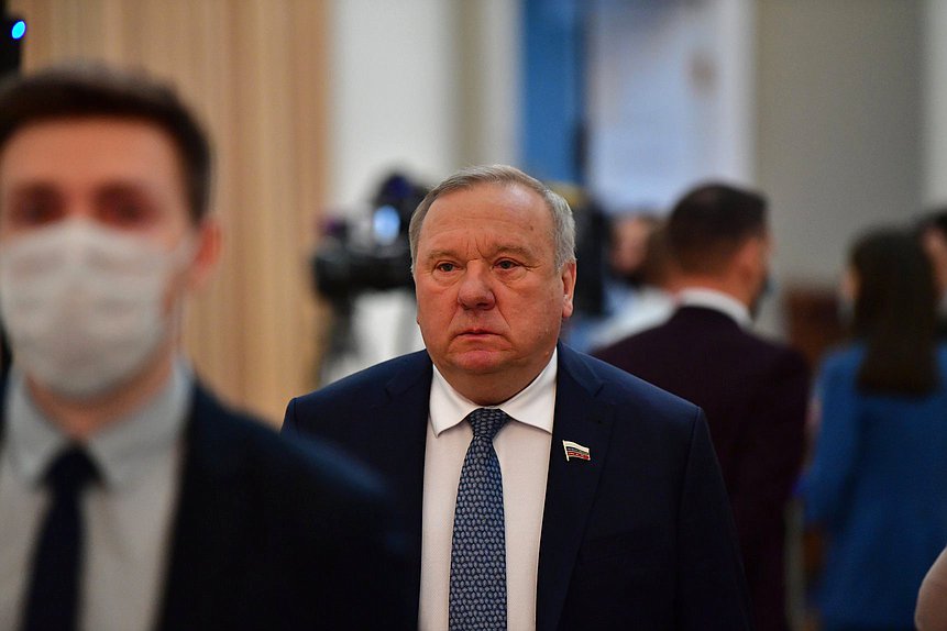 Председатель Комитета по обороне Владимир Шаманов