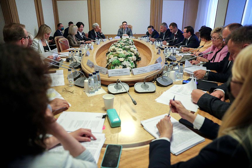 Заседание Комитета по охране здоровья