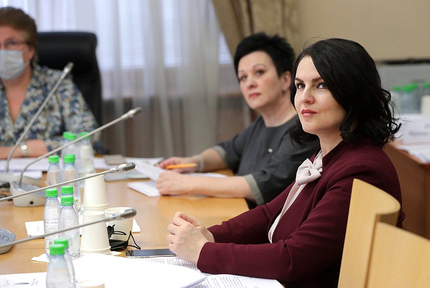 Член Комитета по вопросам семьи, женщин и детей Анна Кувычко