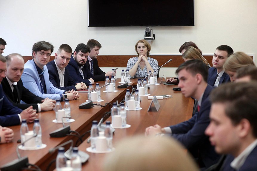 Встреча представителей Комитета по науке и высшему образованию с членами Молодежного парламента