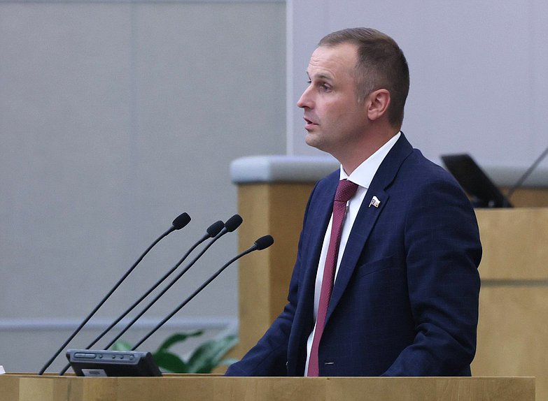 Председатель Комитета по охране здоровья Сергей Леонов