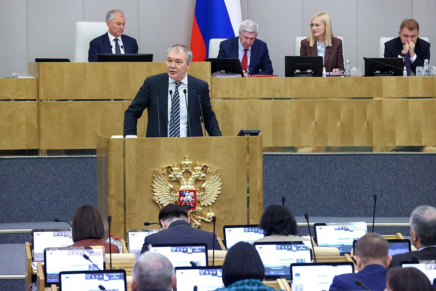 Председатель Комитета по делам СНГ, евразийской интеграции и связям с соотечественниками Леонид Калашников