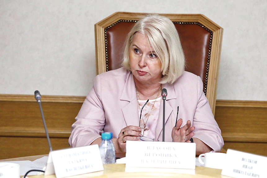 Член Комитета по охране здоровья Вероника Власова