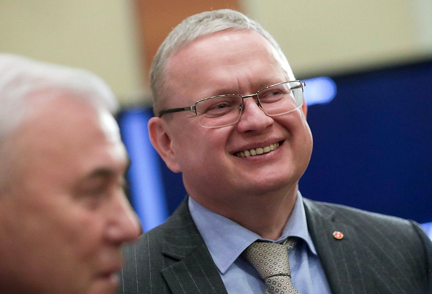 Заместитель Председателя Комитета по экономической политике Михаил Делягин