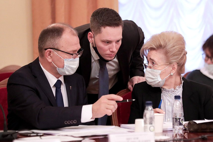 Член Комитета по охране здоровья Тамара Фролова