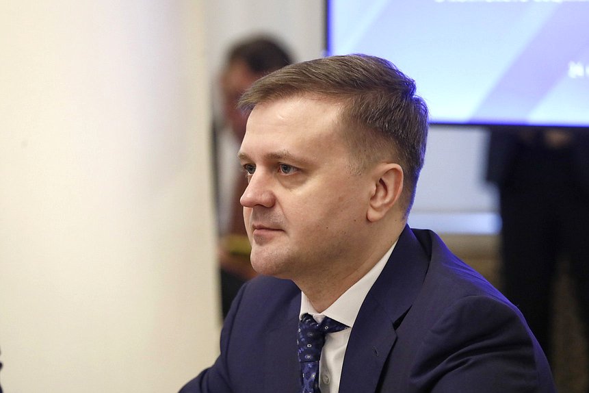 Председатель Комитета по региональной политике и местному самоуправлению Алексей Диденко. Сессия «Пространственное развитие в контексте социально-экономических вызовов»