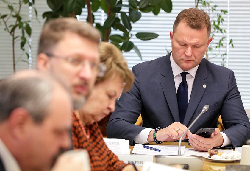 Статс-секретарь — заместитель Министра транспорта РФ Дмитрий Зверев