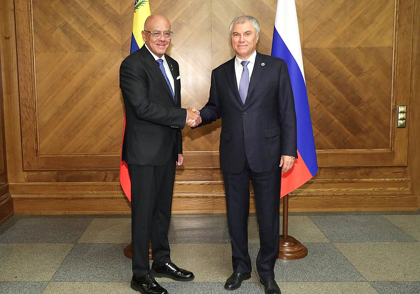 El Jefe de la Duma Estatal, Vyacheslav Volodin, y el Presidente de la Asamblea Nacional de la República Bolivariana de Venezuela, Jorge Jesús Rodríguez Gómez