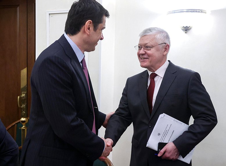 Председатель Комитета по безопасности и противодействию коррупции Василий Пискарев