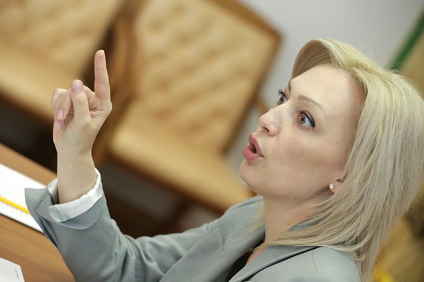 Председатель Комитета по развитию гражданского общества, вопросам общественных и религиозных объединений Ольга Тимофеева