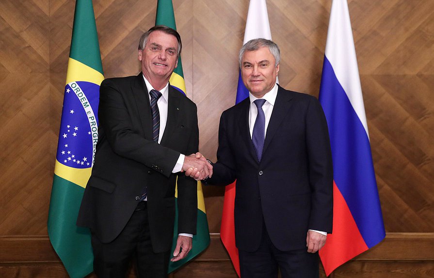 El Presidente de Brasil Jair Bolsonaro y el Jefe de la Duma Estatal Vyacheslav Volodin