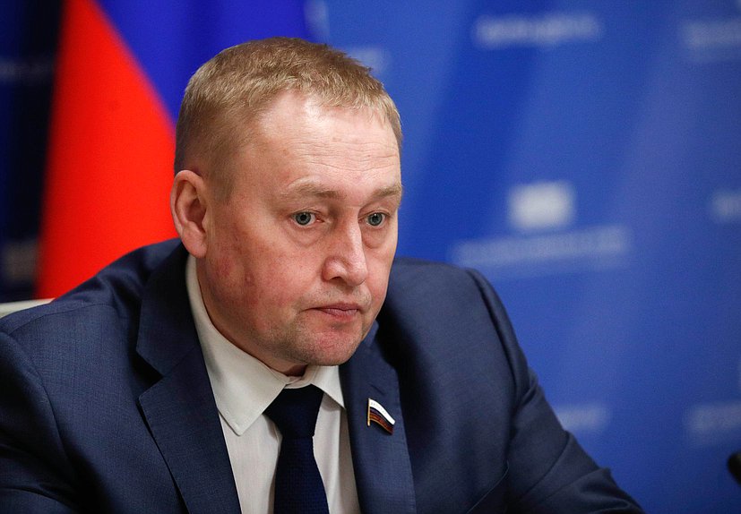 Член Комитета по безопасности и противодействию коррупции Андрей Альшевских