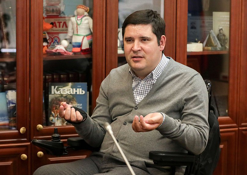 Заместитель Председателя Комитета по молодежной политике Михаил Киселев