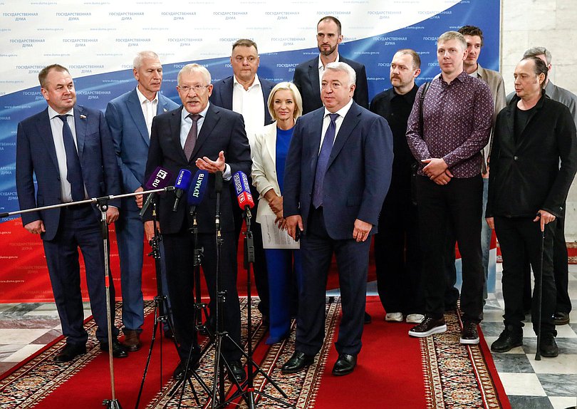 Председатель Комитета по контролю Олег Морозов