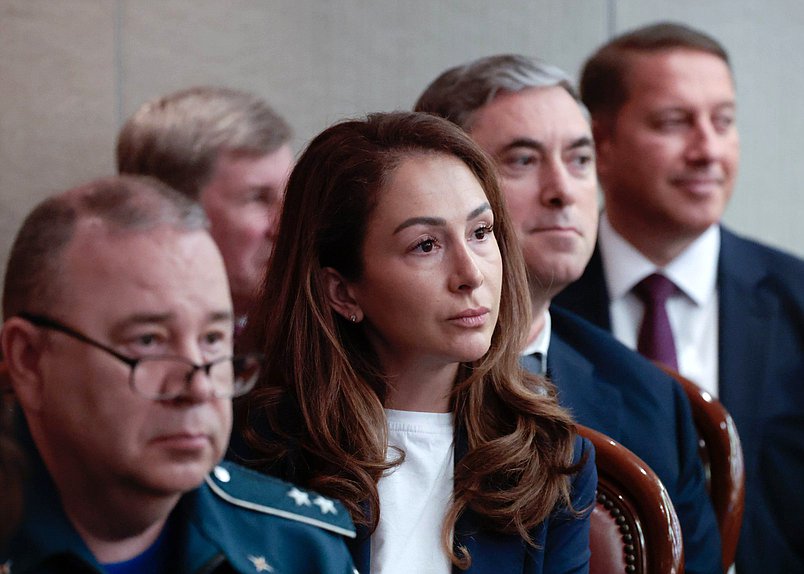 Пленарное заседание (22.07.2026)