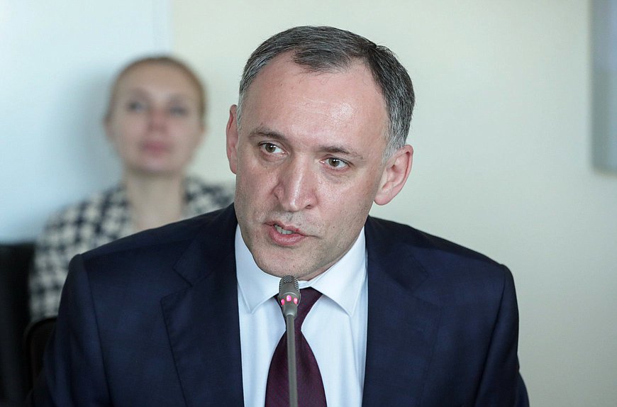 Заседание экспертного совета по развитию промышленной инфраструктуры (индустриальные парки, технопарки, экотехнопарки и кластеры) при Комитете по промышленности и торговле