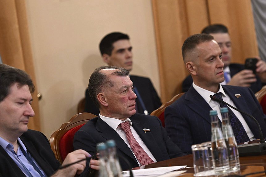 Председатель Комитета по экономической политике Максим Топилин. Сессия «Денежно-кредитиная политика»