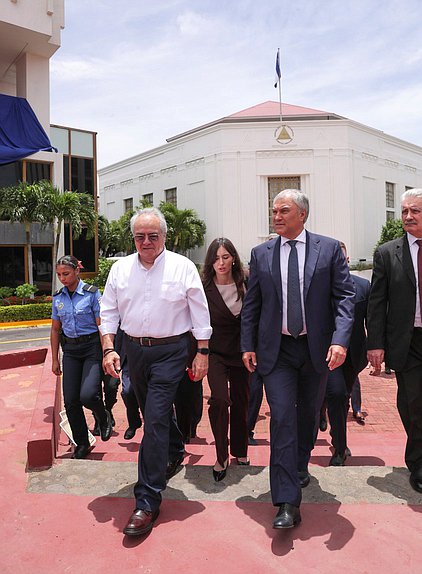El Jefe de la Duma Estatal Vyacheslav Volodin, y el Jefe de la Asamblea Nacional de la República de Nicaragua Gustavo Eduardo Porras Cortés