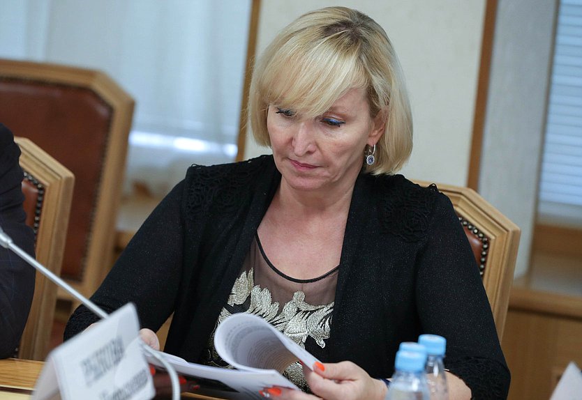 Круглый стол Комитета по аграрным вопросам на тему «Нормативно-правовое ...