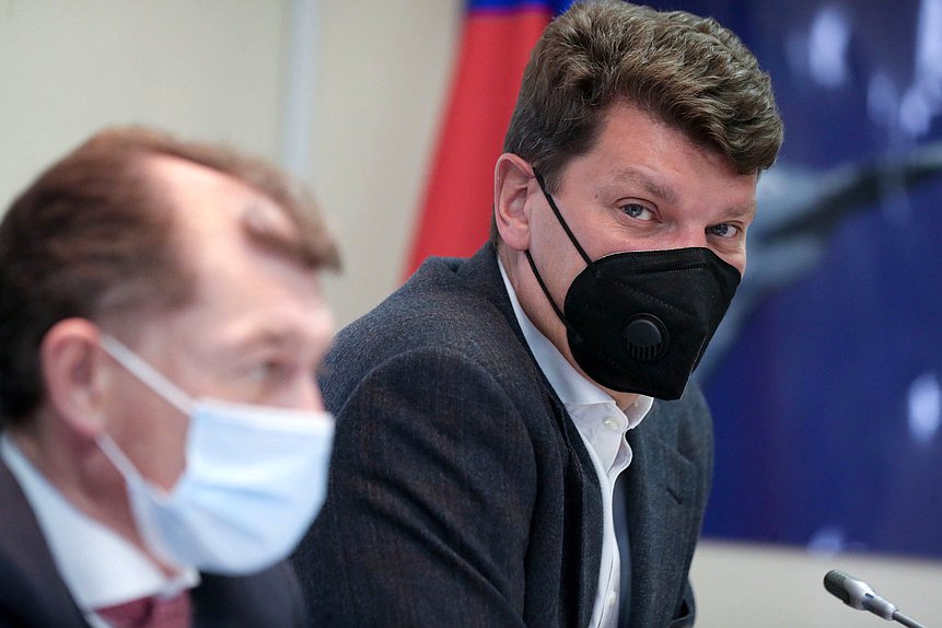 Первый заместитель Председателя Комитета по экономической политике Денис Кравченко