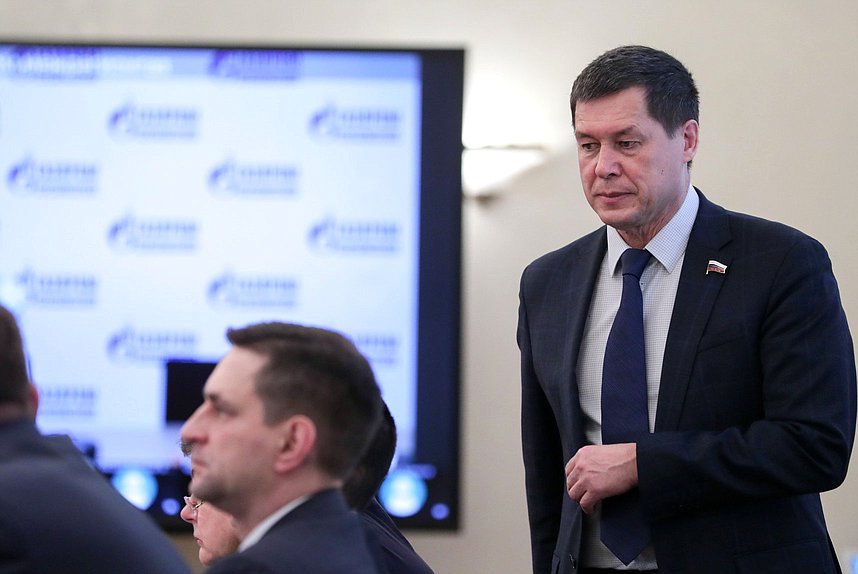 Член Комитета по экологии, природным ресурсам и охране окружающей среды Зариф Байгускаров