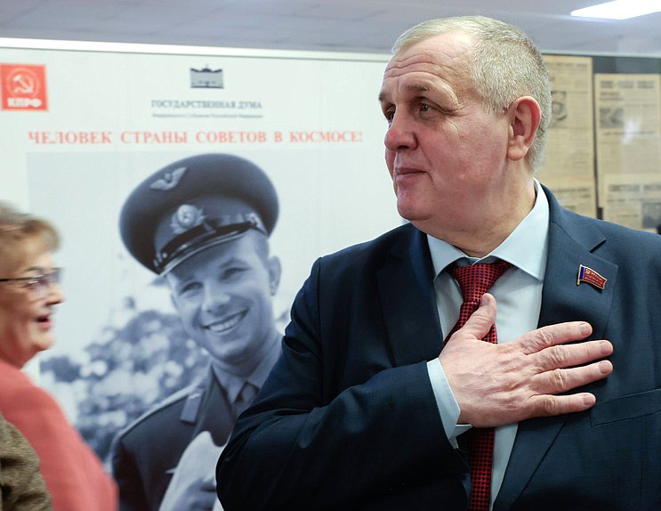 Первый заместитель Председателя Комитета по труду, социальной политике и делам ветеранов Николай Коломейцев