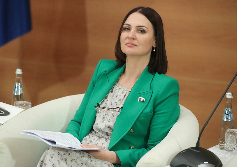 Первый заместитель Председателя Комитета по вопросам семьи, женщин и детей Татьяна Буцкая