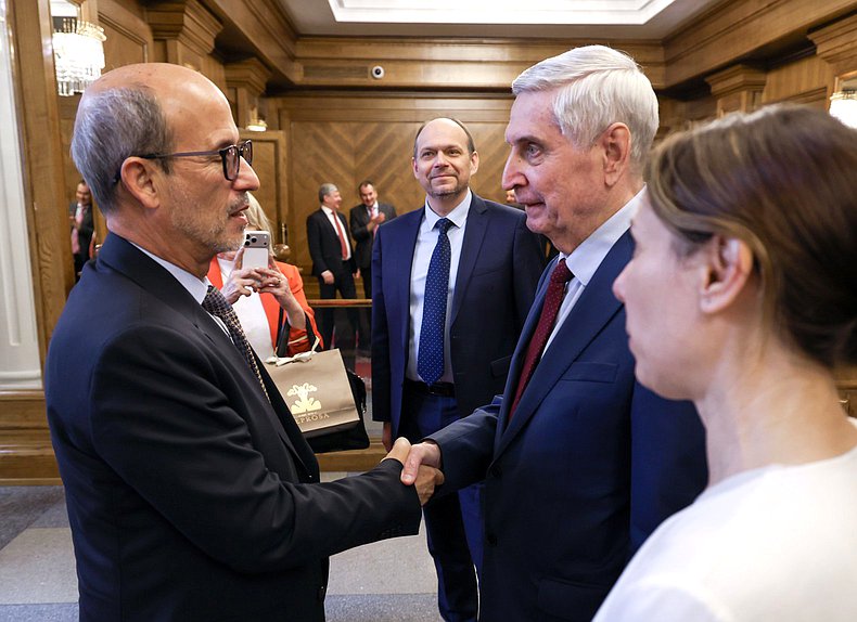 First Deputy Chairman of the State Duma Ivan Melnikov and President of the Latin American and Caribbean Parliament (PARLATINO) Rolando Miguel González Patricio