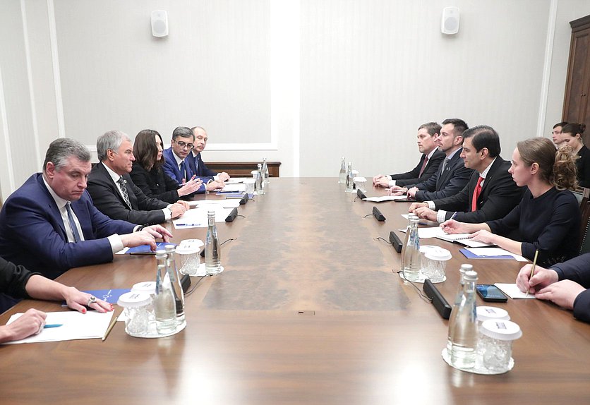 Reunión del Jefe de la Duma Estatal Vyacheslav Volodin con el Presidente de la Cámara de Senadores del Congreso Nacional de la República del Paraguay Silvio Adalberto Ovelar Benítez