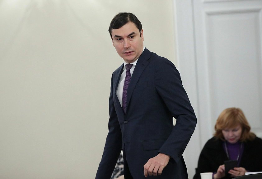 Первый заместитель Председателя Комитета по культуре Сергей Шаргунов