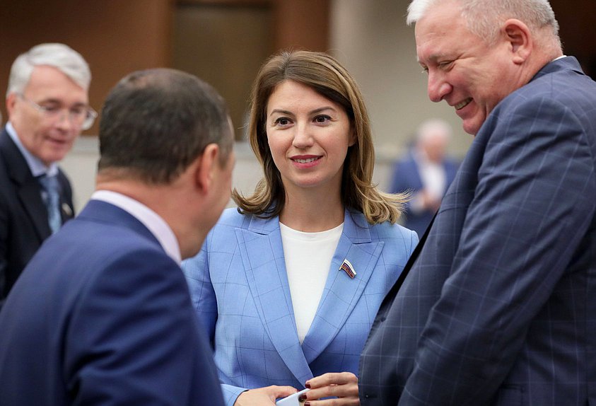 Первый заместитель Председателя Комитета по государственному строительству и законодательству Ирина Панькина