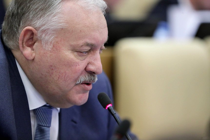 Первый заместитель Председателя Комитета по делам СНГ, евразийской интеграции и связям с соотечественниками Константин Затулин