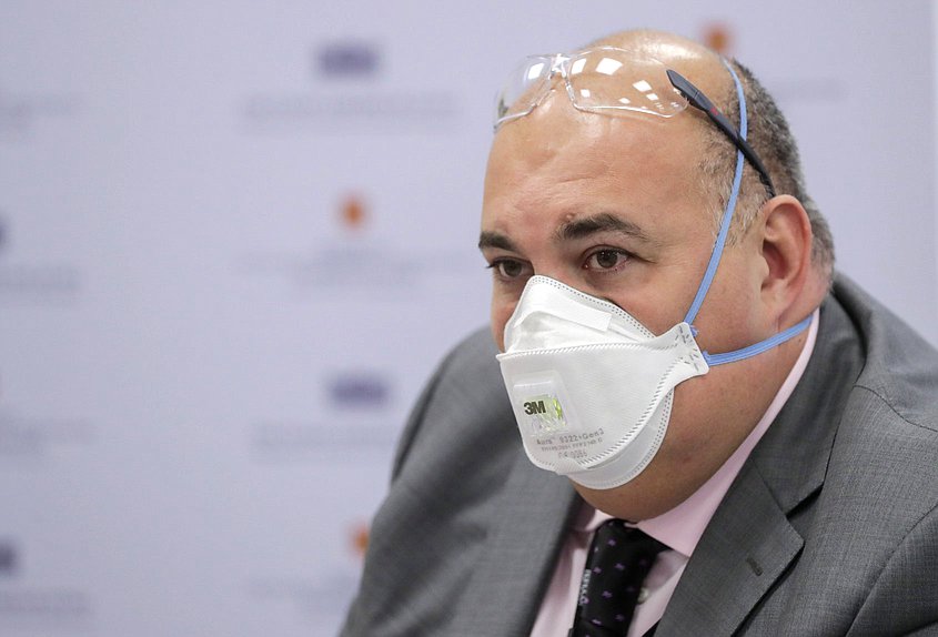 Член Комитета по государственному строительству и законодательству Юрий Напсо