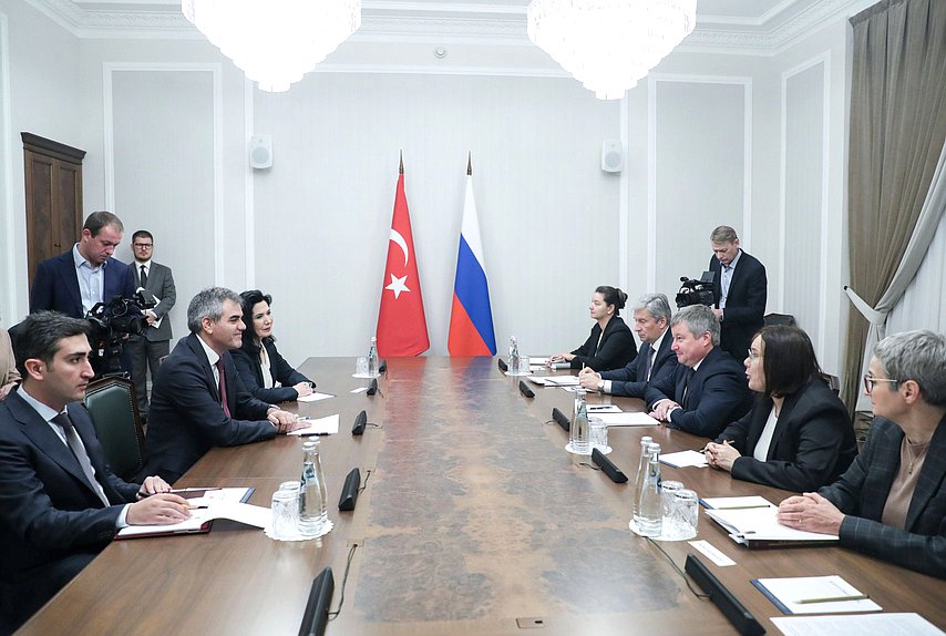 Meeting of Chief of Staff of the State Duma Igor Diveikin and Secretary General of the Grand National Assembly of Türkiye Talip Uzun