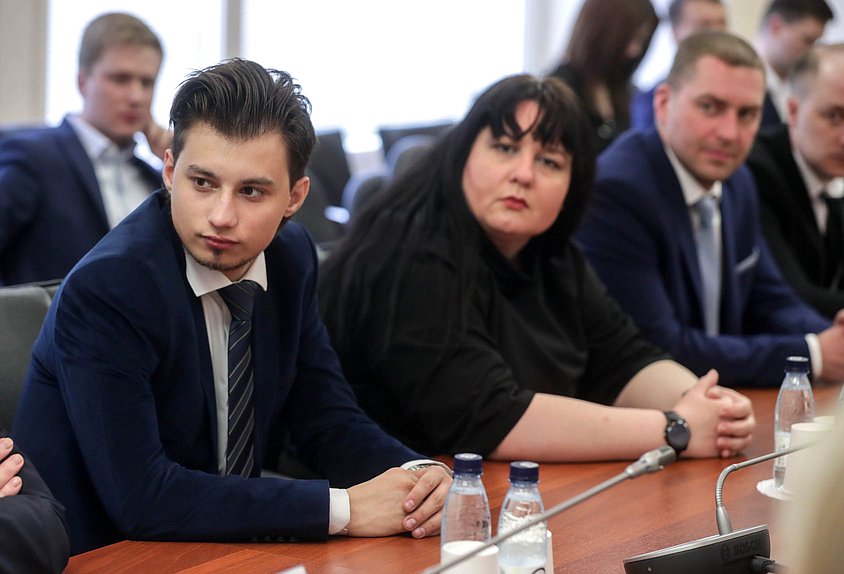 Встреча представителей Комитета по науке и высшему образованию с членами Молодежного парламента