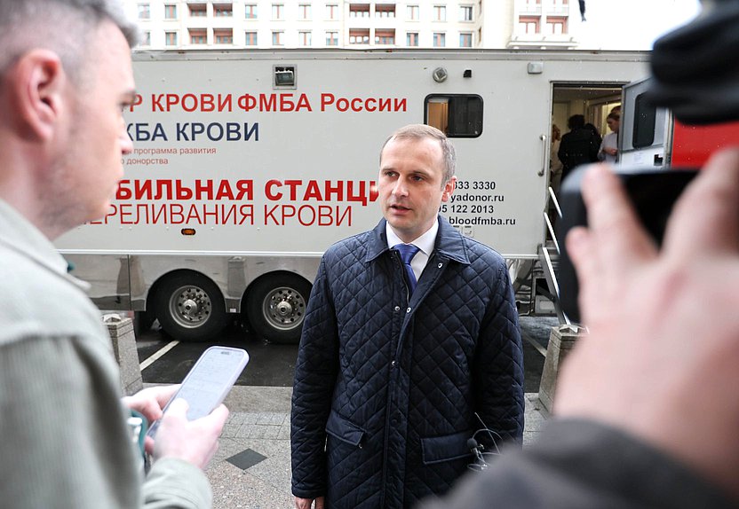 Председатель Комитета по охране здоровья Сергей Леонов