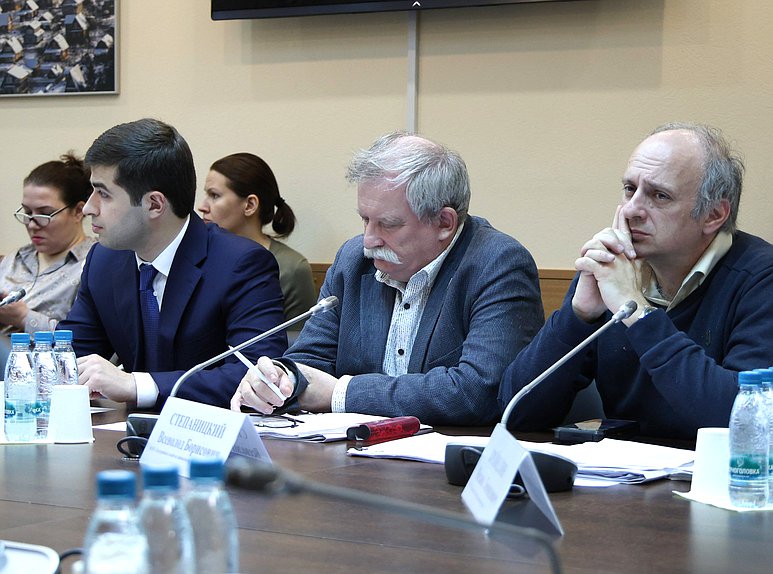 Заседание Комитета по экологии, природным ресурсам и охране окружающей среды