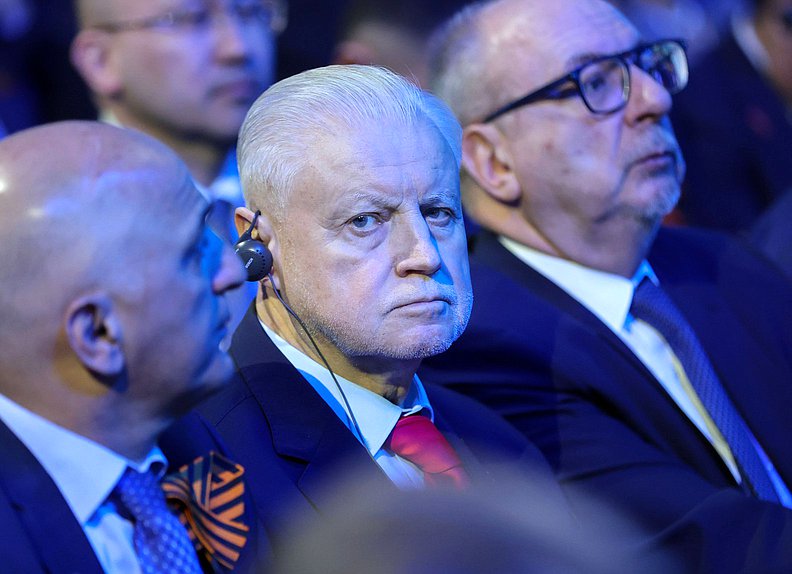 Руководитель фракции "Справедливая Россия - За правду" Сергей Миронов